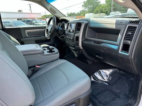 Used 2015 RAM 2500 Tradesman w/ Power & Remote Entry Group image 11