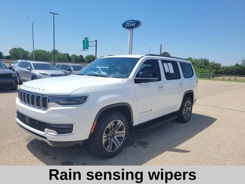Used 2024 Jeep Wagoneer Series II AWD/4WD image 20