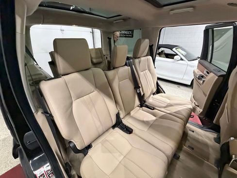 Used 2014 Land Rover LR4 HSE AWD/4WD image 36