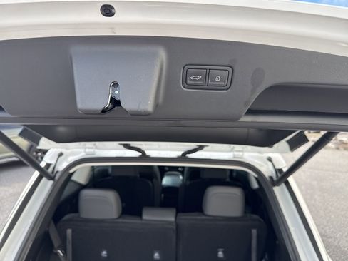 Used 2026 Hyundai Palisade FWD Hybrid image 11