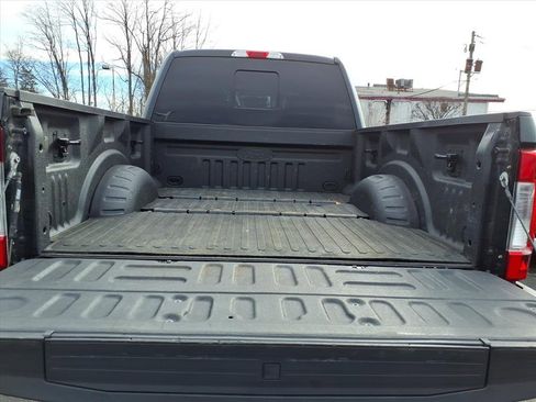 Used 2019 Ford F250 XLT w/ XLT Premium Package image 7