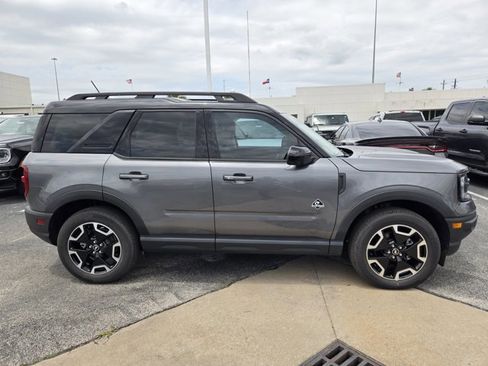 Used 2024 Ford Bronco Sport Outer Banks w/ Tech Package AWD/4WD image 4