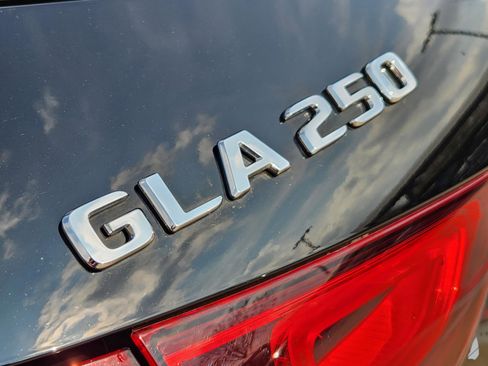 Certified 2023 Mercedes-Benz GLA 250 250 image 26