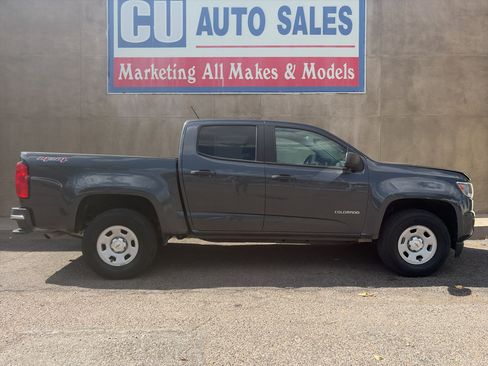 Used 2017 Chevrolet Colorado W/T w/ WT Convenience Package AWD/4WD image 4