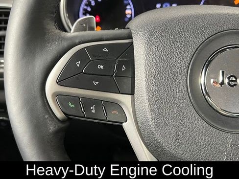 Used 2017 Jeep Grand Cherokee Altitude image 22