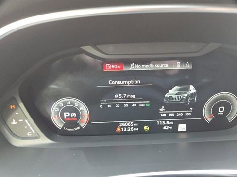 Used 2024 Audi Q3 2.0T Premium Plus w/ Premium Plus Package image 27