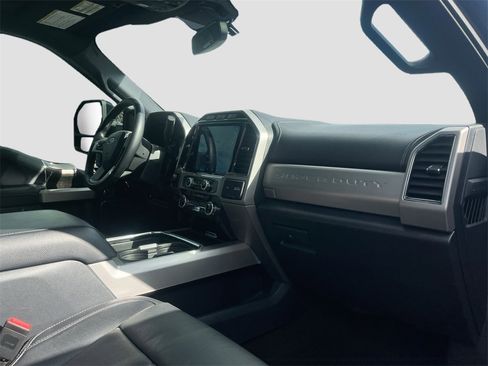 Used 2022 Ford F250 Lariat w/ Tremor Off-Road Package image 29