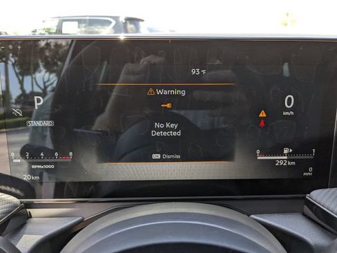 Certified 2025 Nissan Kicks SR FWD image 42