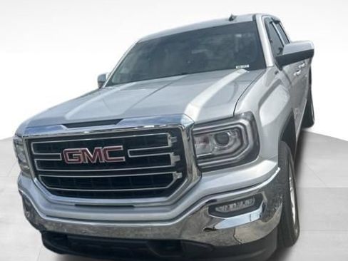 Used 2018 GMC Sierra 1500 SLE w/ SLE Value Package AWD/4WD image 14