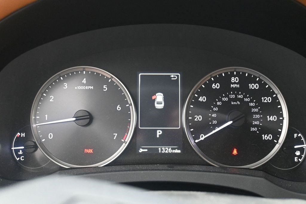 Used 2025 Lexus IS 350 F Sport RWD image 22
