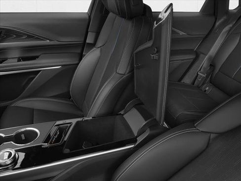 New 2027 Cadillac Lyriq V Premium w/ Exterior Carbon Fiber Package AWD/4WD image 10