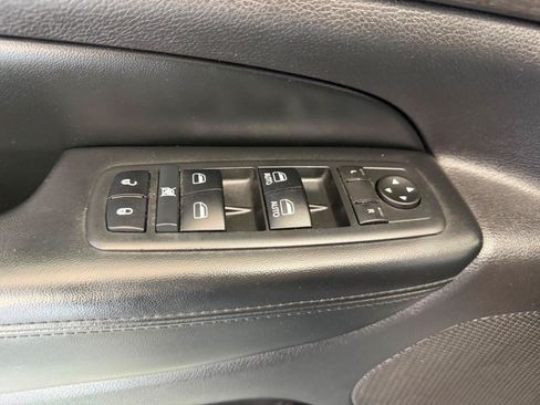 Used 2016 Jeep Grand Cherokee Laredo RWD image 13