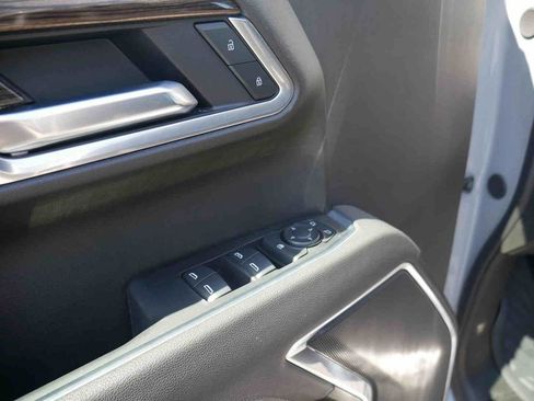 Used 2025 Chevrolet Silverado 1500 RST AWD/4WD image 28