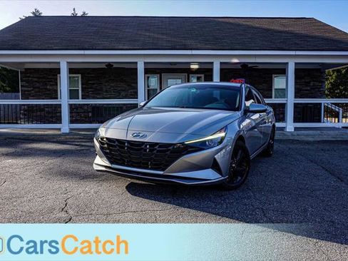 Used 2022 Hyundai Elantra SEL image 1