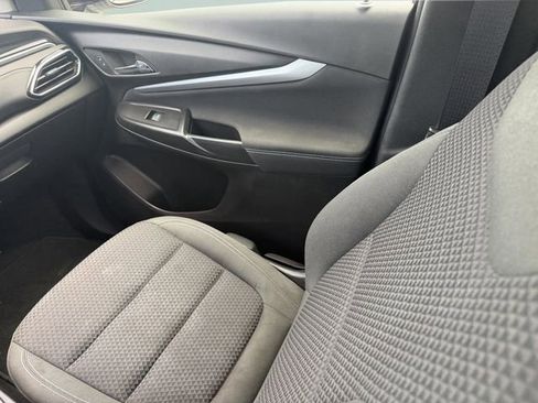 Used 2023 Chevrolet Bolt EUV LT w/ Driver Confidence Package FWD image 18