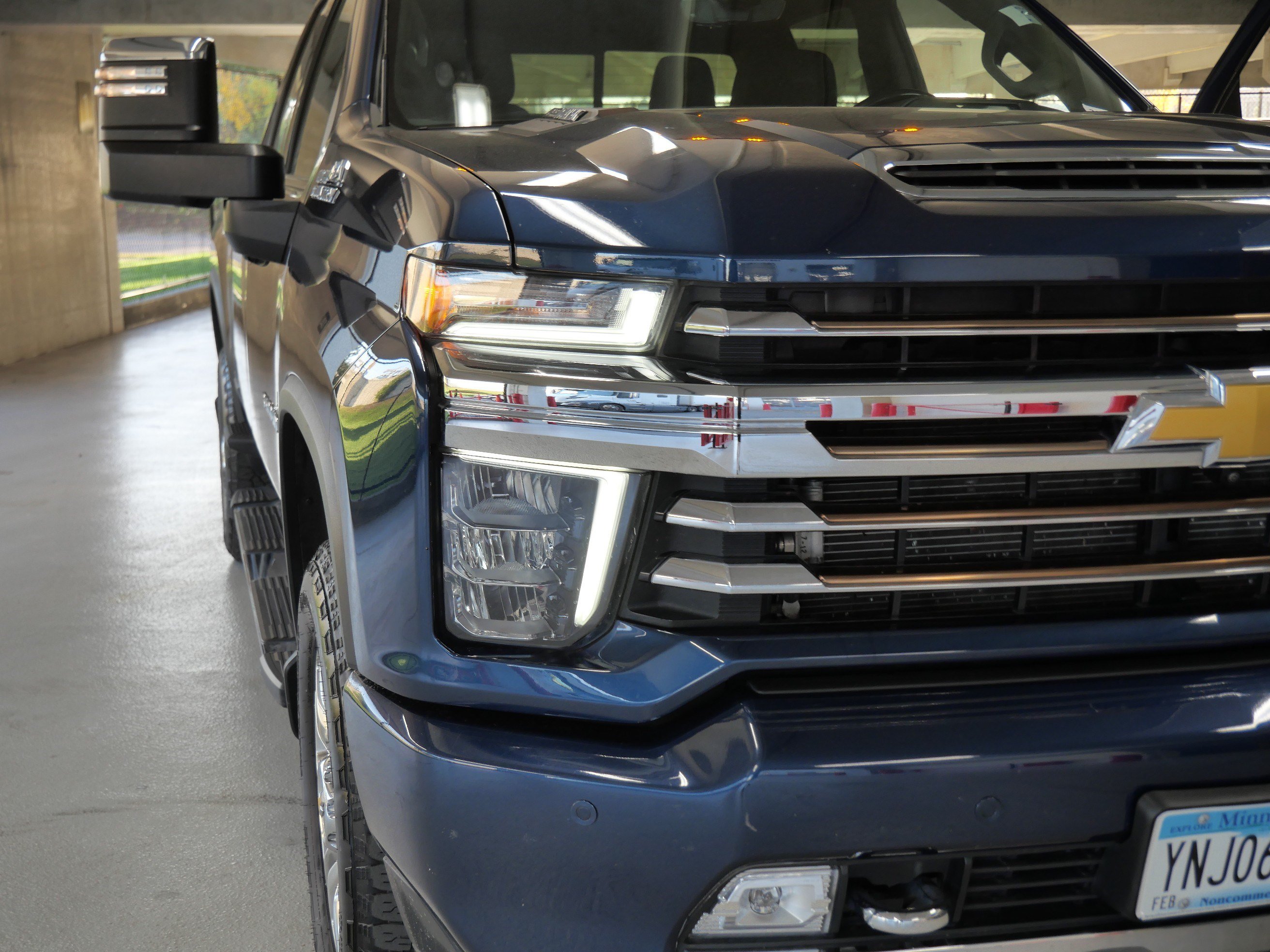 Used 2022 Chevrolet Silverado 3500 High Country w/ Z71 Off-Road Package AWD/4WD image 16