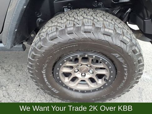 Used 2022 Jeep Wrangler Unlimited Rubicon w/ Xtreme Recon 35" Tire Package image 16