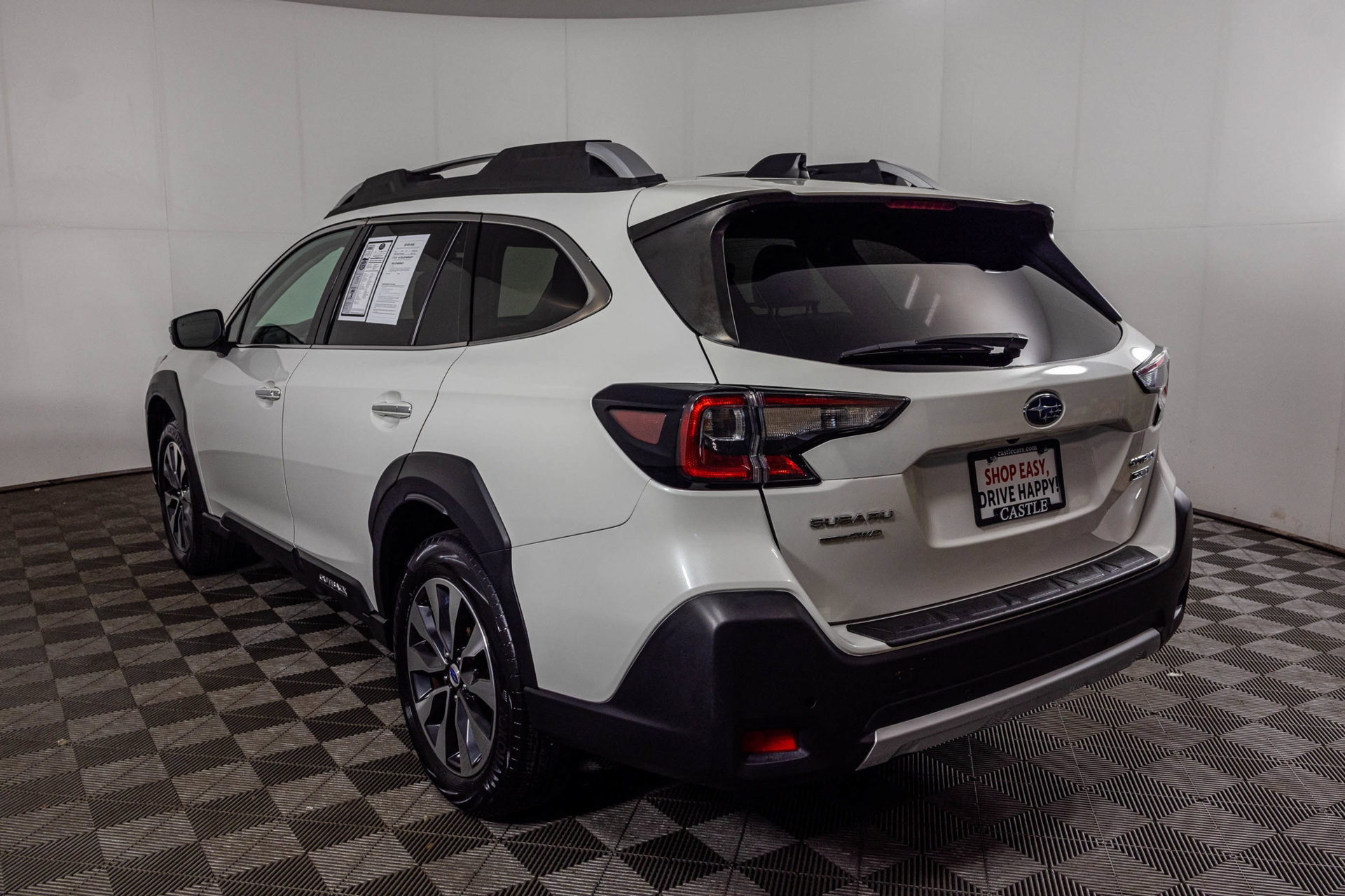 Used 2024 Subaru Outback Touring XT AWD/4WD image 24