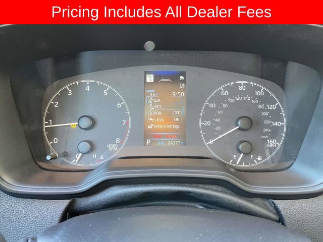 Used 2025 Toyota Corolla LE FWD image 24