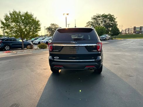 Certified 2019 Ford Explorer Limited w/ Class III Trailer Tow Package AWD/4WD image 8