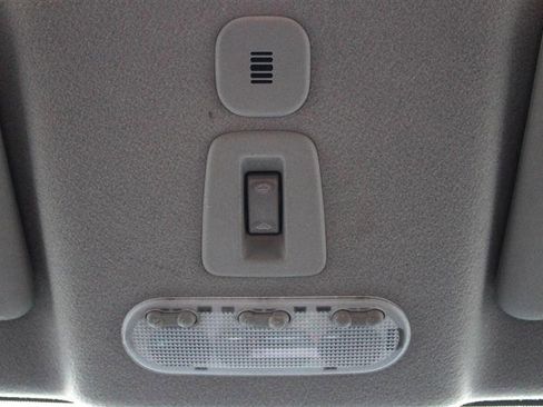 Used 2011 Nissan Juke SL w/ Chrome Pkg image 20