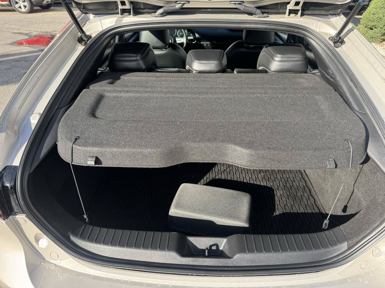 Used 2023 MAZDA MAZDA3 s FWD image 5