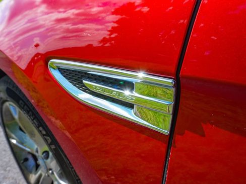 Used 2010 Ford Taurus SHO image 11