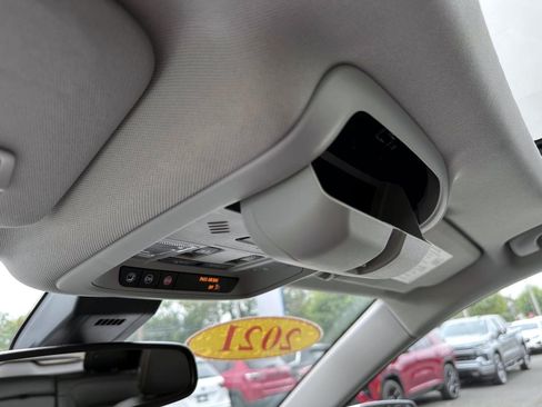 Used 2021 Chevrolet Equinox Premier AWD/4WD image 28