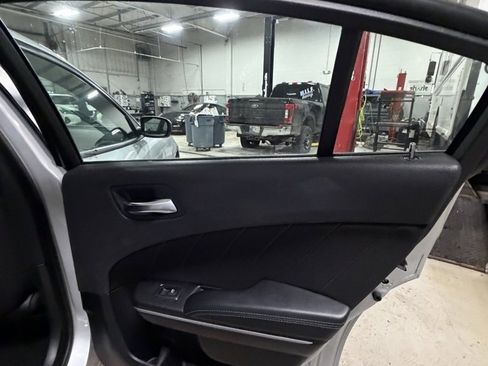 Used 2022 Dodge Charger SXT image 14