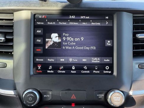 Used 2020 RAM 1500 Big Horn image 3