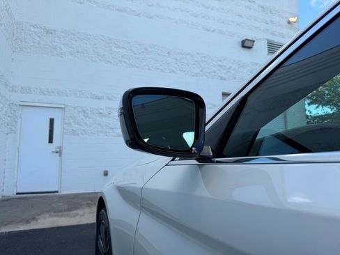 Used 2018 BMW 530i RWD image 24