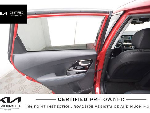 Used 2020 Kia Niro EX Premium w/ Cold Weather Package image 12