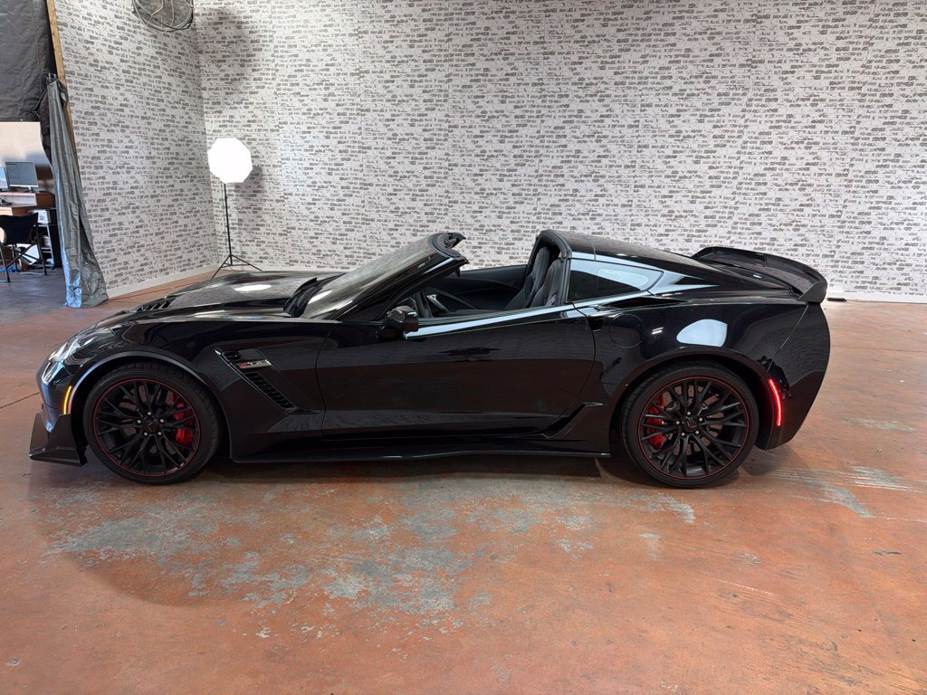 Used 2017 Chevrolet Corvette Z06 RWD image 9