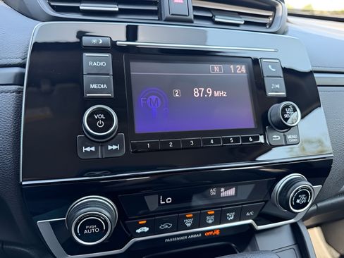 Used 2018 Honda CR-V LX image 16