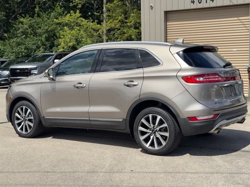 Used 2019 Lincoln MKC Reserve w/ MKC Climate Package AWD/4WD image 6