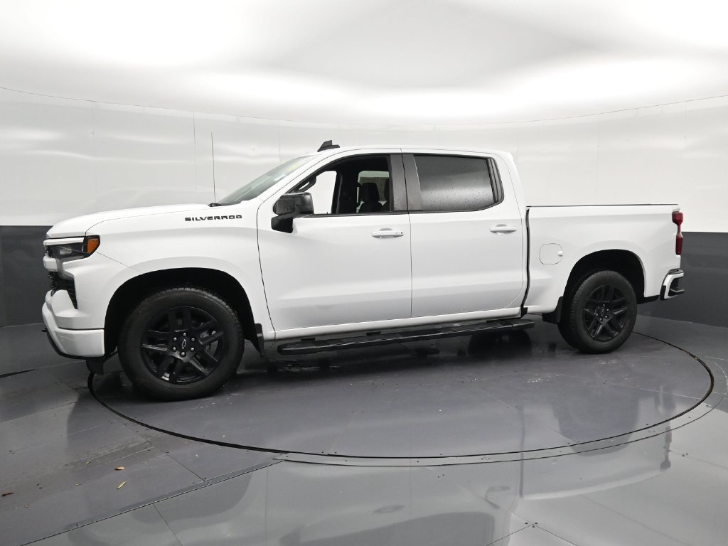 Used 2024 Chevrolet Silverado 1500 RST w/ Dark Appearance Package RWD image 7