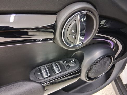 Certified 2024 MINI Cooper S image 12