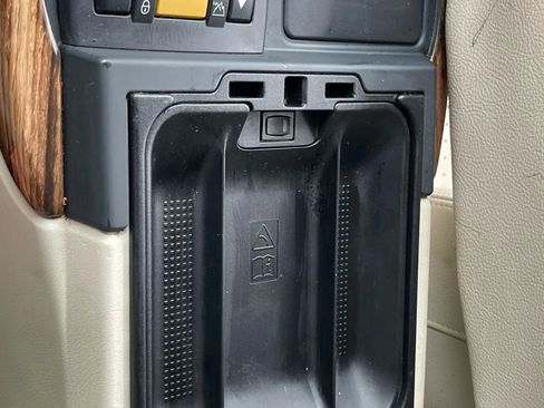 Used 2008 Land Rover Range Rover Sport Supercharged image 16