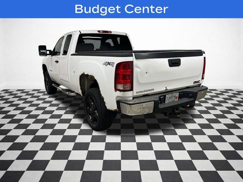 Used 2013 GMC Sierra 2500 SLE w/ SLE Preferred Package AWD/4WD image 6