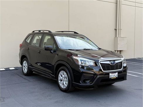 Used 2020 Subaru Forester w/ Alloy Wheel Package AWD/4WD image 2