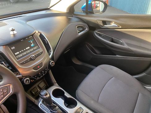 Used 2018 Chevrolet Cruze LT w/ Convenience Package image 19