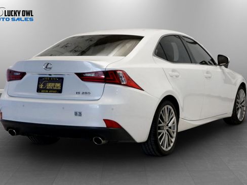 Used 2014 Lexus IS 250 RWD image 4