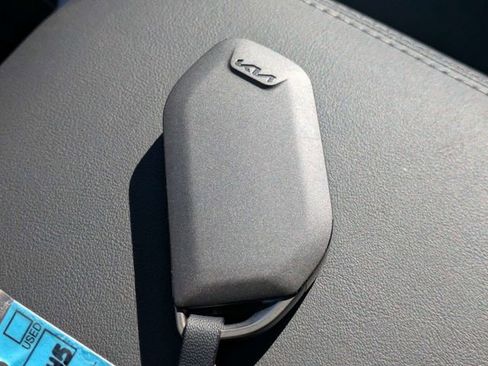 New 2025 Kia Sorento S w/ Panoramic Sunroof Package image 36