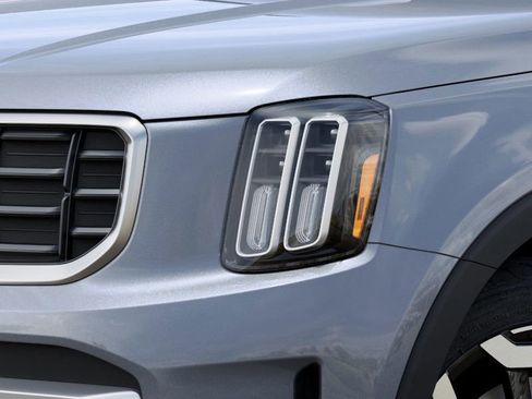 New 2025 Kia Telluride S image 13