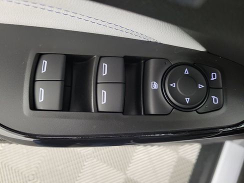 New 2026 Chevrolet Trax LT w/ Midnight Edition FWD image 28