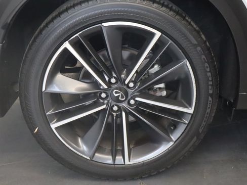 Used 2023 INFINITI QX50 Sport AWD/4WD image 11