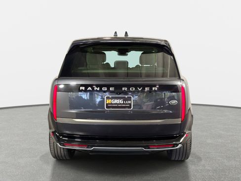Used 2023 Land Rover Range Rover SE AWD/4WD image 4