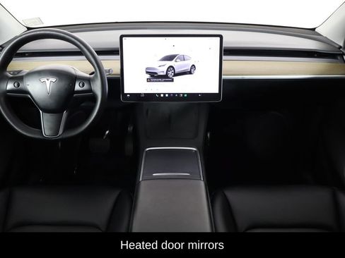 Used 2023 Tesla Model Y 2WD image 11