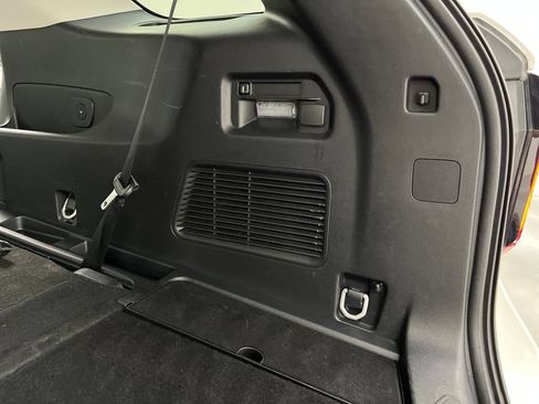 Used 2025 Ford Explorer Active RWD image 44