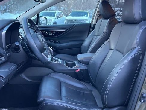 Used 2022 Subaru Outback Limited image 3